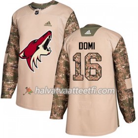 Miesten NHL Arizona Coyotes Pelipaita Max Domi 16 Adidas 2017-2018 Camo Veterans Day Practice Authentic